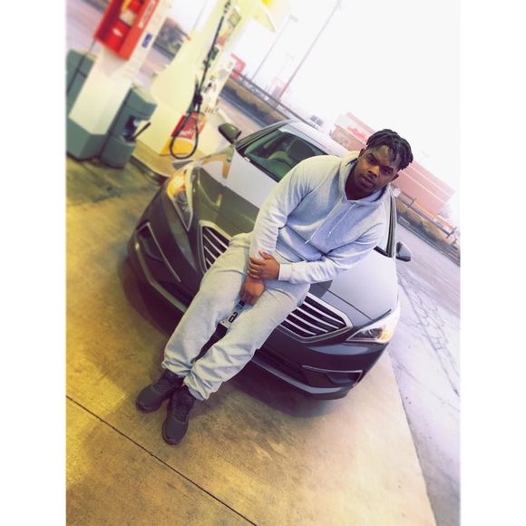 Meet your Posher, Kevin - Picture 1 of 1